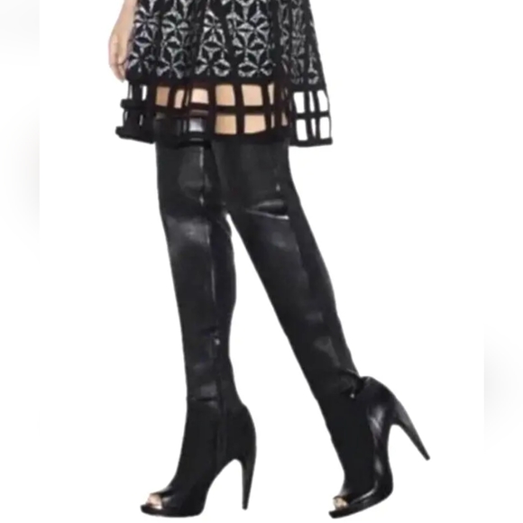 NEW WITH BOX MAX AZRIA HARVE LEGER HL-NORA PEEP TOE LEATHER PLATFORM BOOTS - Picture 7 of 10